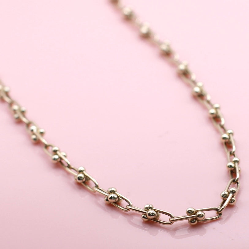 Chunky 18" Graduated Link Necklace In 9ct Gold